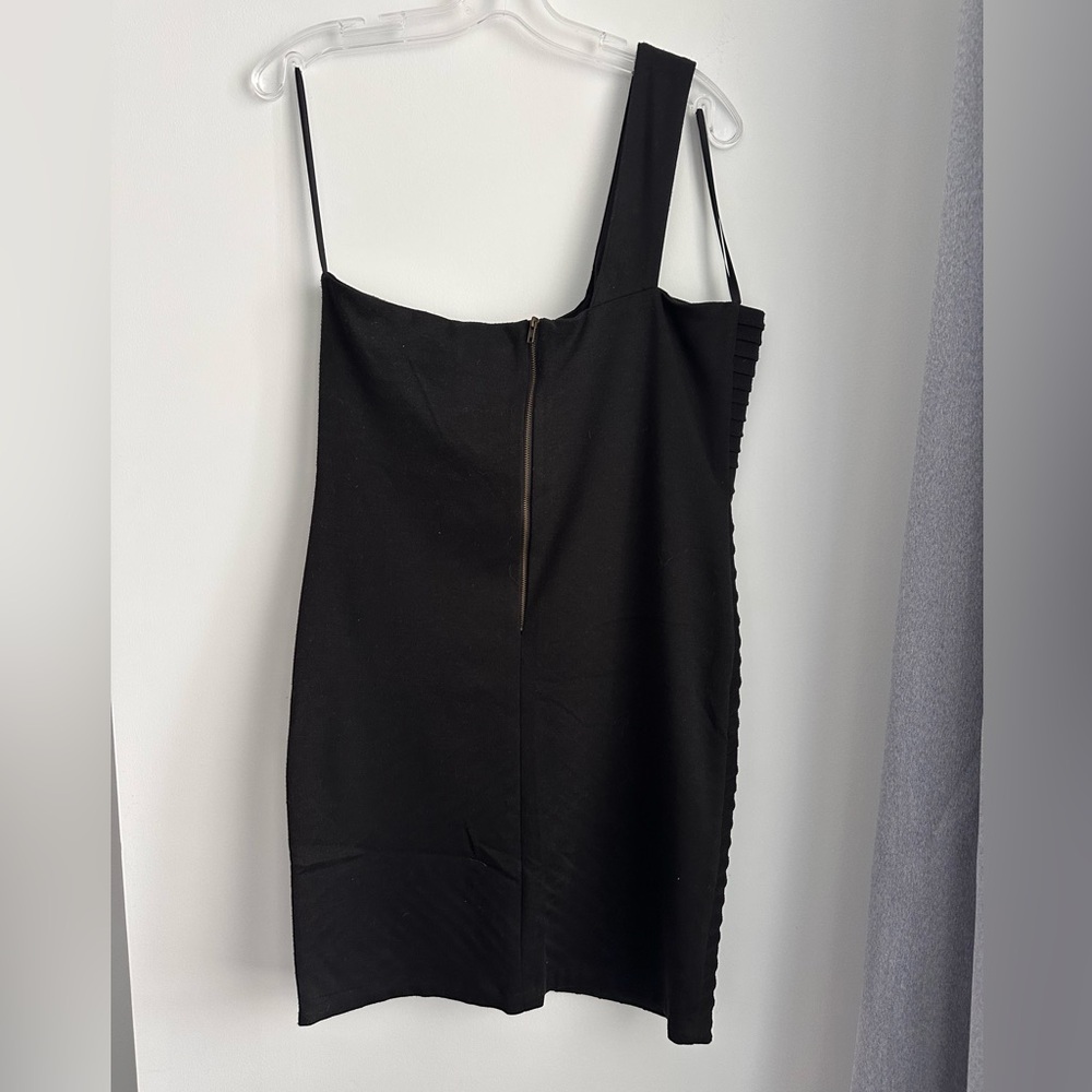Le Chateau Black One-Shoulder Dress - Picture 3 of 3